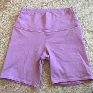 Alo bike shorts - size small
